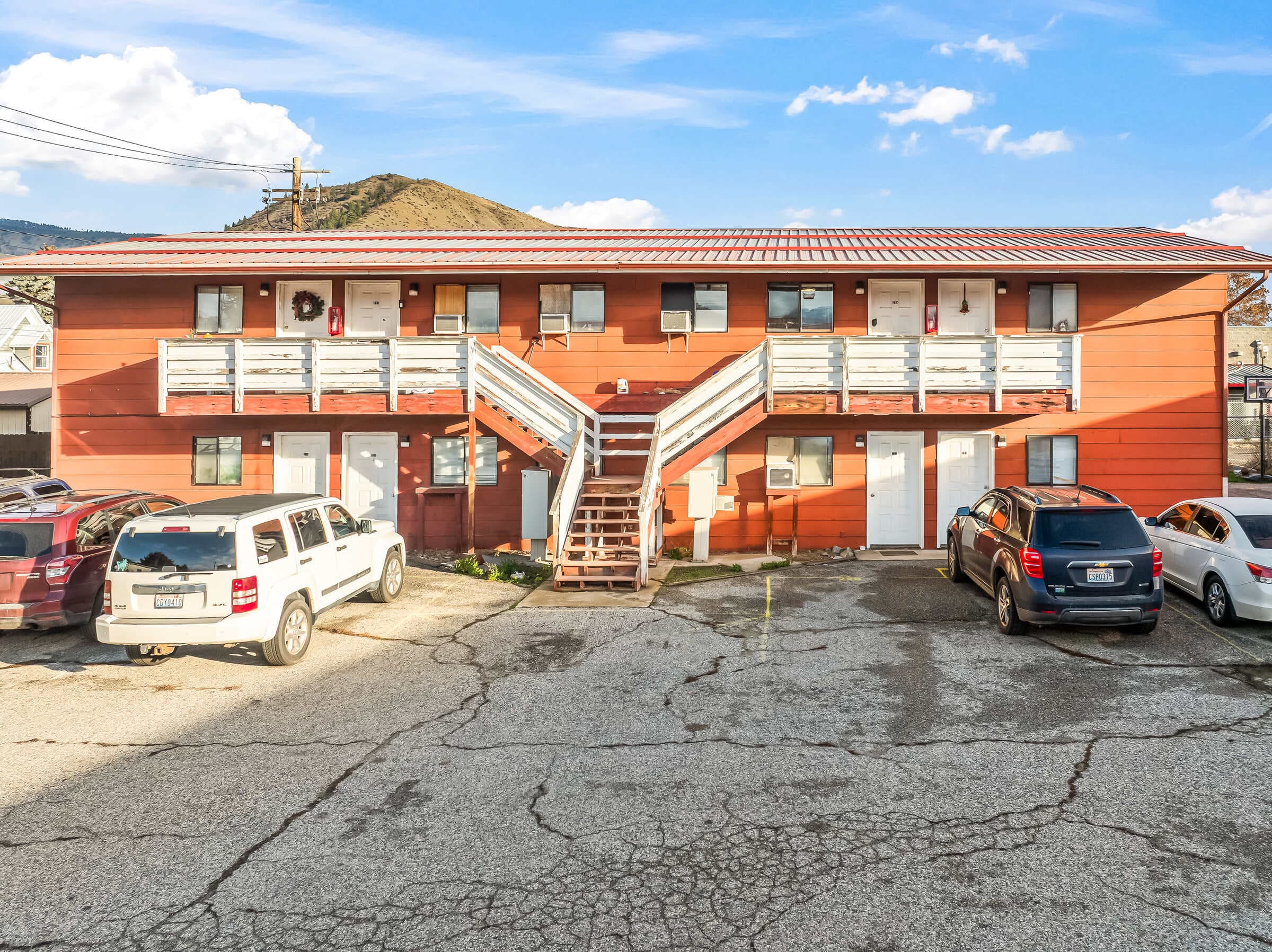 Brelsford Vineyards Apartments